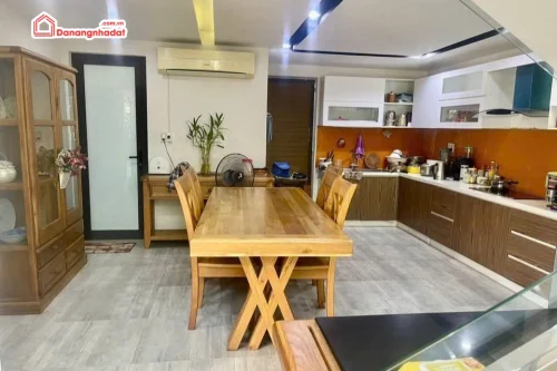 Cho Thuê Biệt Thự Sân Vườn Sơn Trà 150m2 6PN Full Nội Thất Giá 38 Triệu